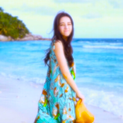 迪丽热巴
自调头像『美工：婆婆』
原图来源网络，二转注明