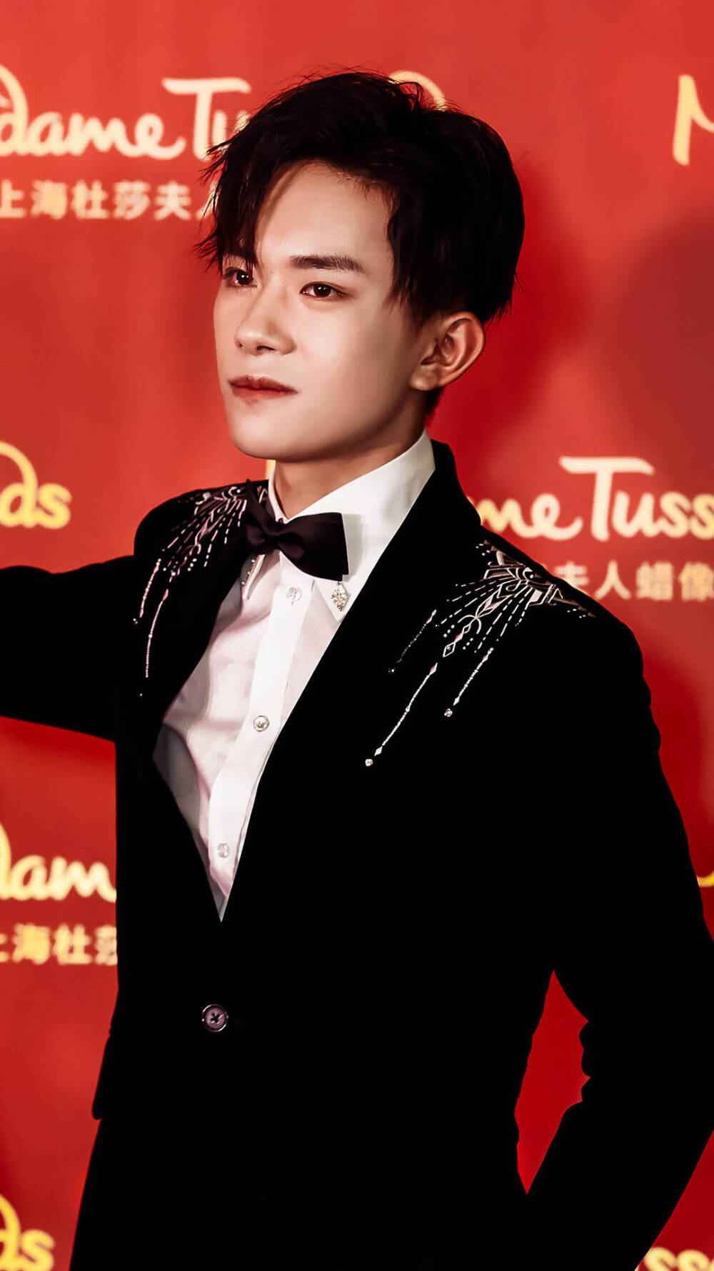 易烊千玺
8.6上海杜莎夫人蜡像馆
图cr.logo/饭修