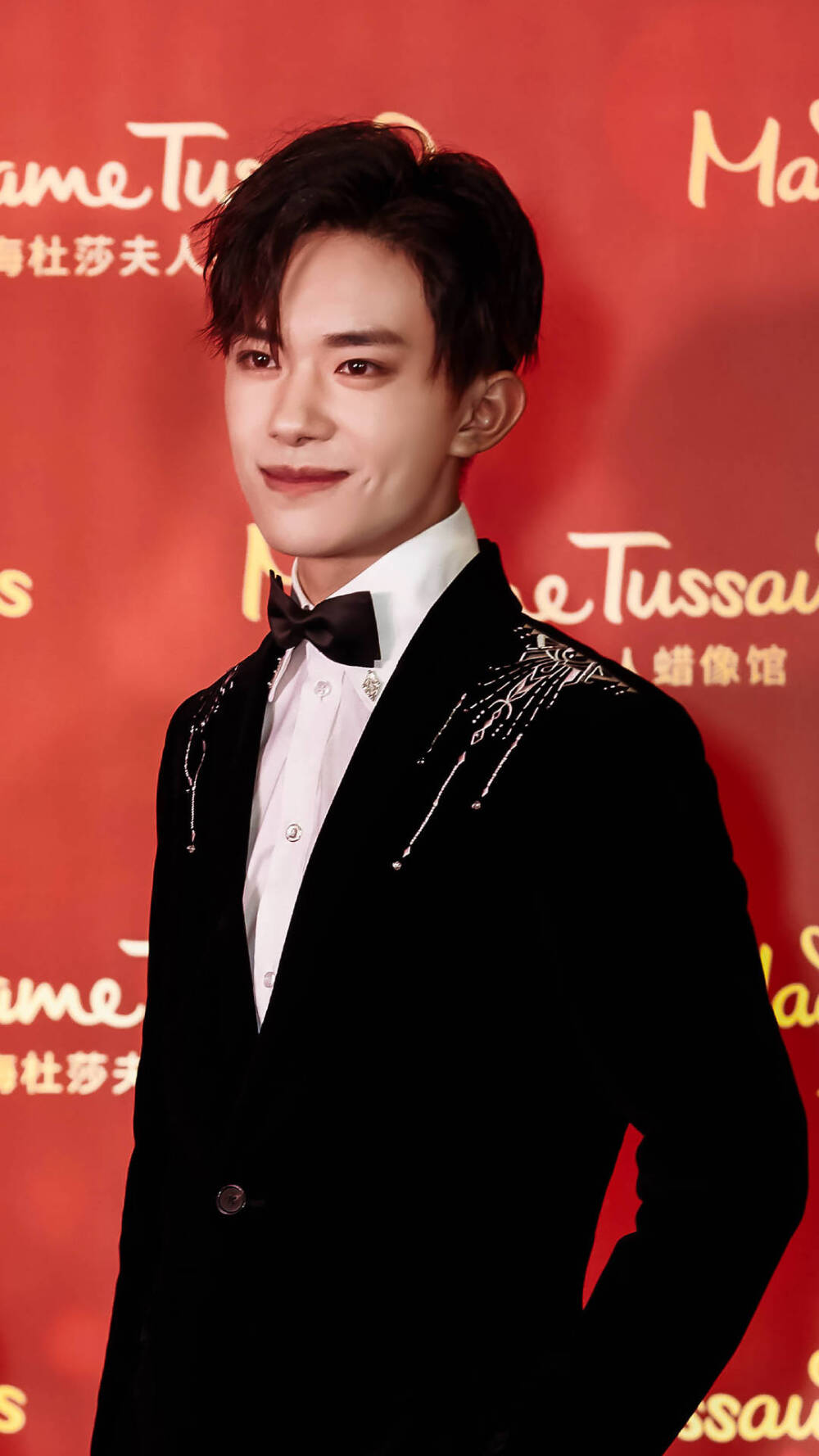 易烊千玺
8.6上海杜莎夫人蜡像馆
图cr.logo/饭修