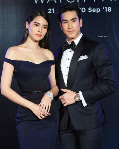 Yaya Urassaya Sperbund-Barry Nadech Kugimiya/naya