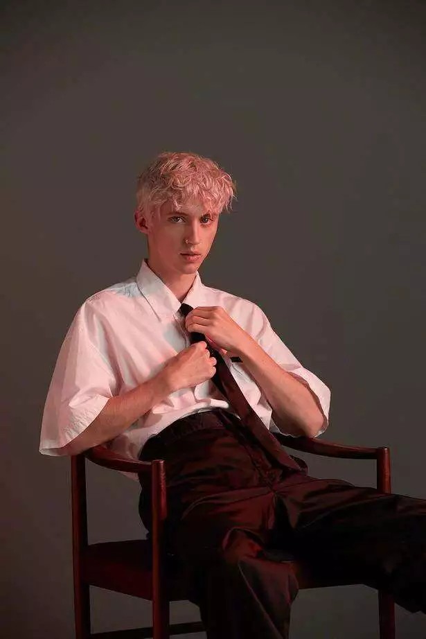 Troye sivan（特洛耶.希文）