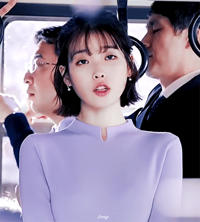 李知恩广告动图