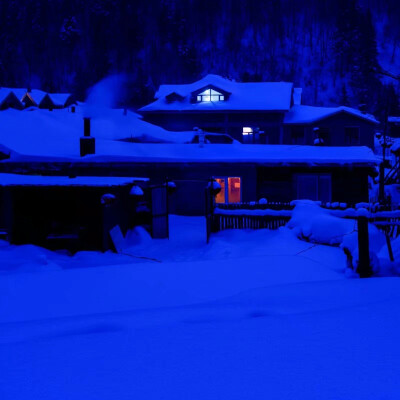 #今日份背景#
灯关了 我可以哭了吗
楚君璃 | 顾辞.