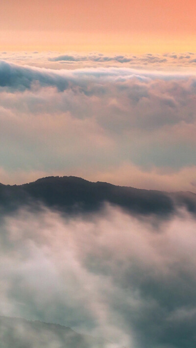 天空 山