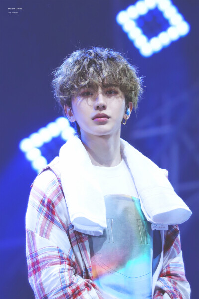 nine percent
蔡徐坤
6.2～6.3 深圳