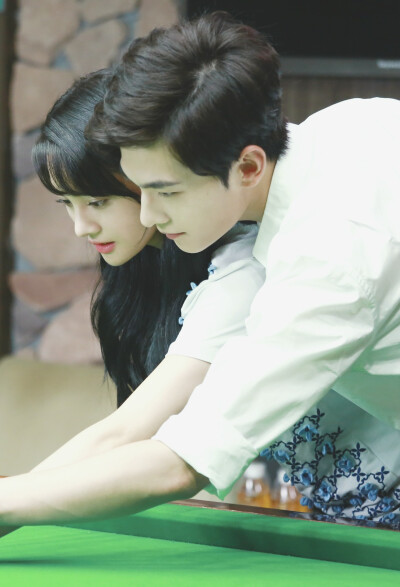 《微微一笑很倾城》贝微微＆肖奈