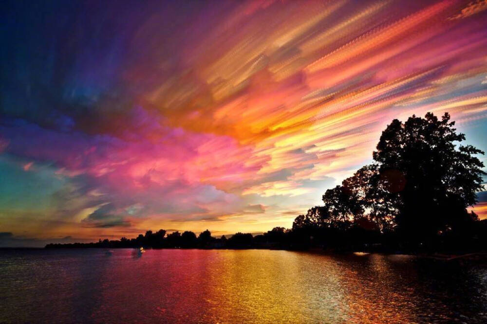 霞光万丈via.Matt Molloy ​