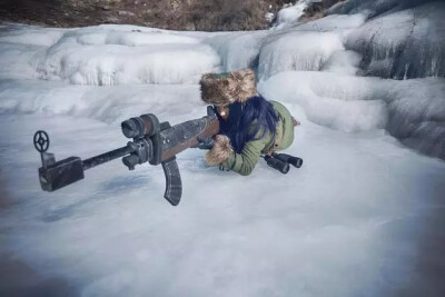 英雄联盟 美丽的狙击手皮城小女警凯特琳cos cn:九条＿娘娘