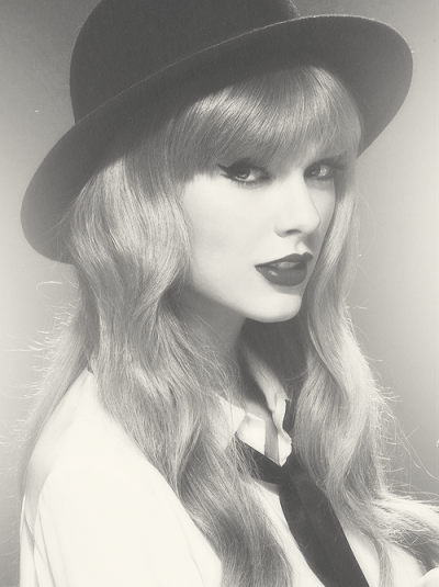 TaylorSwift