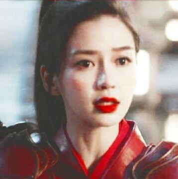 Angelababy.
不管发生了什么.我都会不假思索的站到你这边
我要做的.除了相信你.还是相信你
为你做的一切.都值得