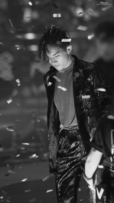 超级喜欢你 嘴上三分心里七分
「图源网络 抱图点赞 盗图司马」