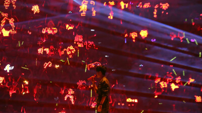 红海猖狂「图源网络 抱图点赞 盗图司马」