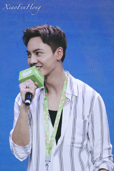 【陈伟霆 William Chan 爱奇艺VIP会员代言人】180713 爱奇艺VIP会员专属见面会 1082 x 1619 px (图源: 微博@港城长腿兔饲养员小粉红 weibo.com/1393560551/Gr8EUBw1R)