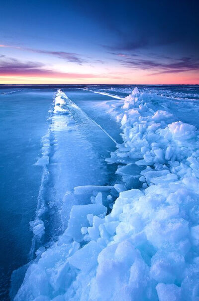 Vanishing point, Baltic, Estonia, by Andrei Reinol, on flickr.