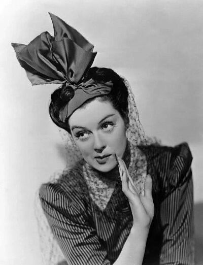 罗莎琳德·拉塞尔 Rosalind Russell