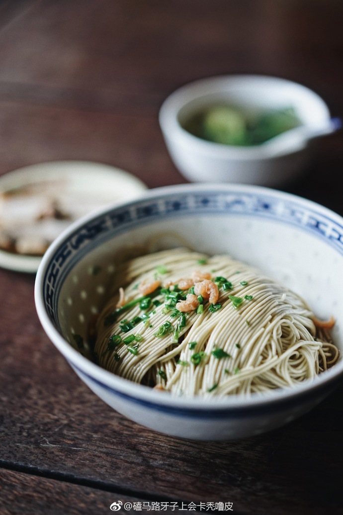 记美食，咖啡，早餐，圣女果，三明治，牛油果，生菜沙拉，烤串，烤肉，面条，意面酱