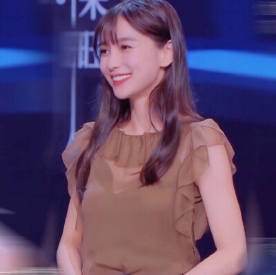 女神 颖三岁 仙女颖 蠢颖 北鼻 鼻鼻
杨颖Angelababy
你若微笑丶目光便倾城
♡全世界最好的杨颖♡
by.若萱