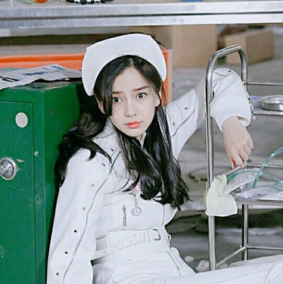 女神 颖三岁 仙女颖 蠢颖 北鼻 鼻鼻
杨颖Angelababy
你若微笑丶目光便倾城
♡全世界最好的杨颖♡
by.若萱