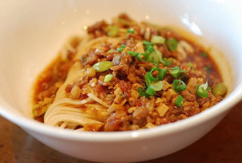 生活美食，鱼饼，芝士年糕，扣肉面，虾仁面，汉堡，烤肉串