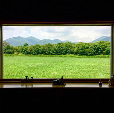 奈良美智工作室的四季窗景，好美