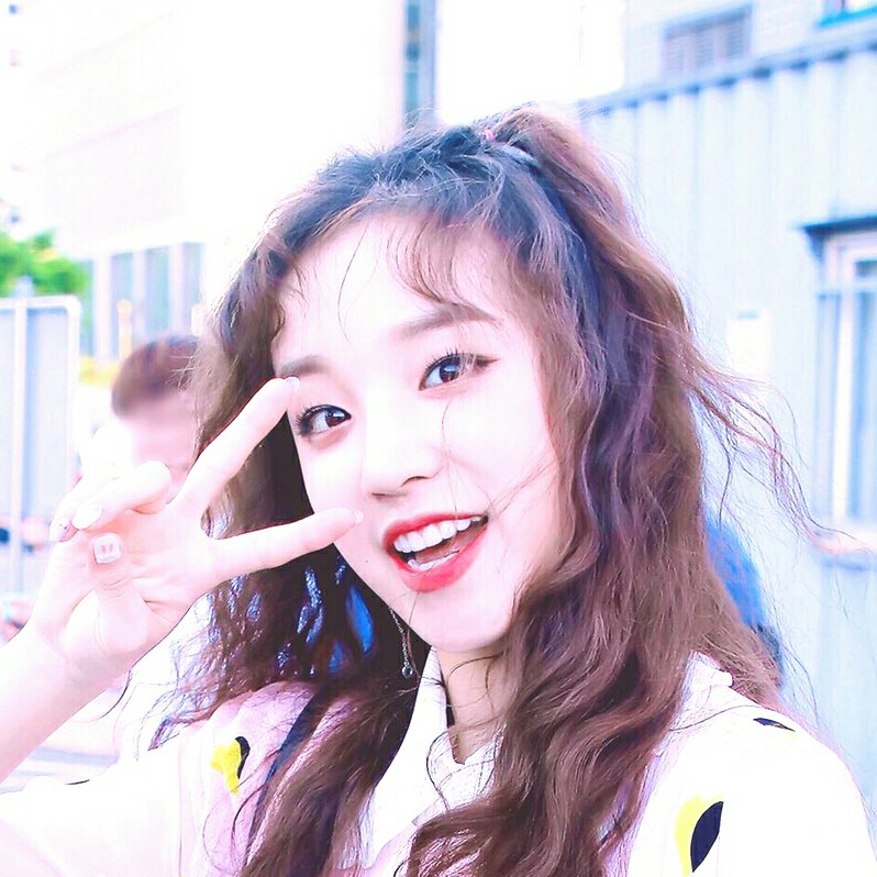 宋雨琦
by 予四九