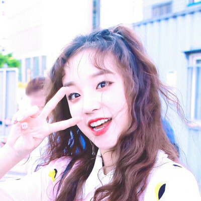 宋雨琦
by 予四九