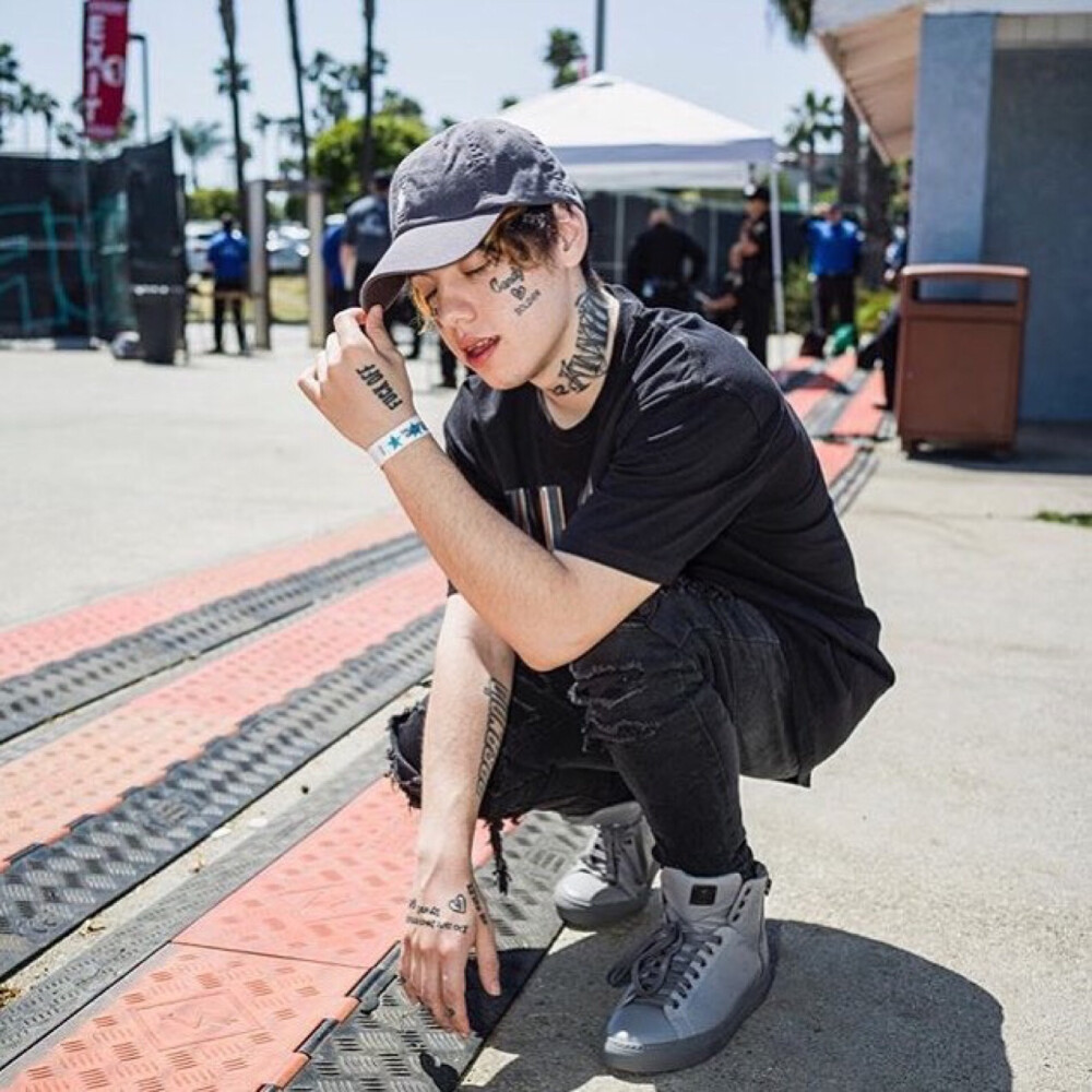 ♥︎LIL XAN♥︎HEARTBREAK SOLDIER xanxiety