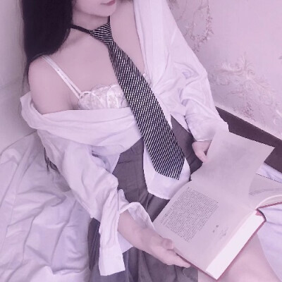 二传注明:温子喻.