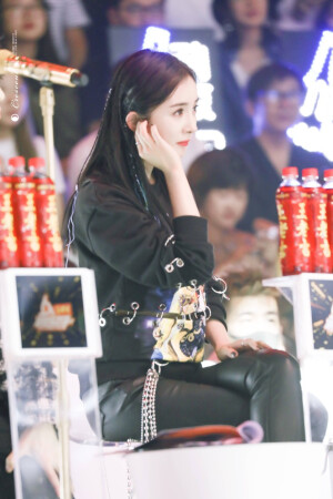 杨幂    《明日之子》