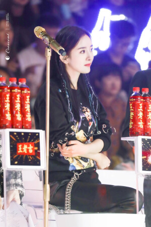 杨幂    《明日之子》