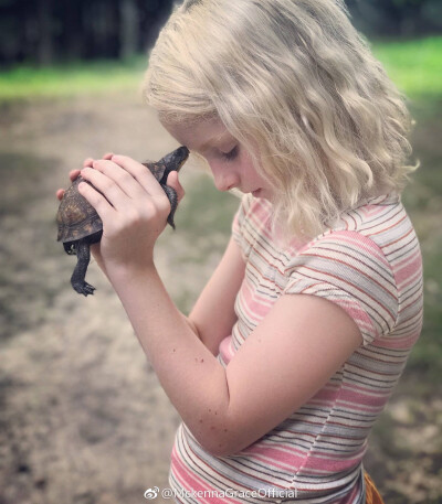 Mckenna Grace 麦麦和小动物