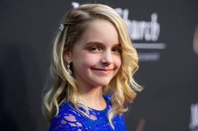 Mckenna Grace 麦麦