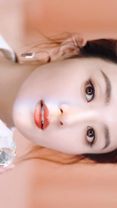 赵丽颖 #赵丽颖代言水密码# cr.@扇子要开花儿