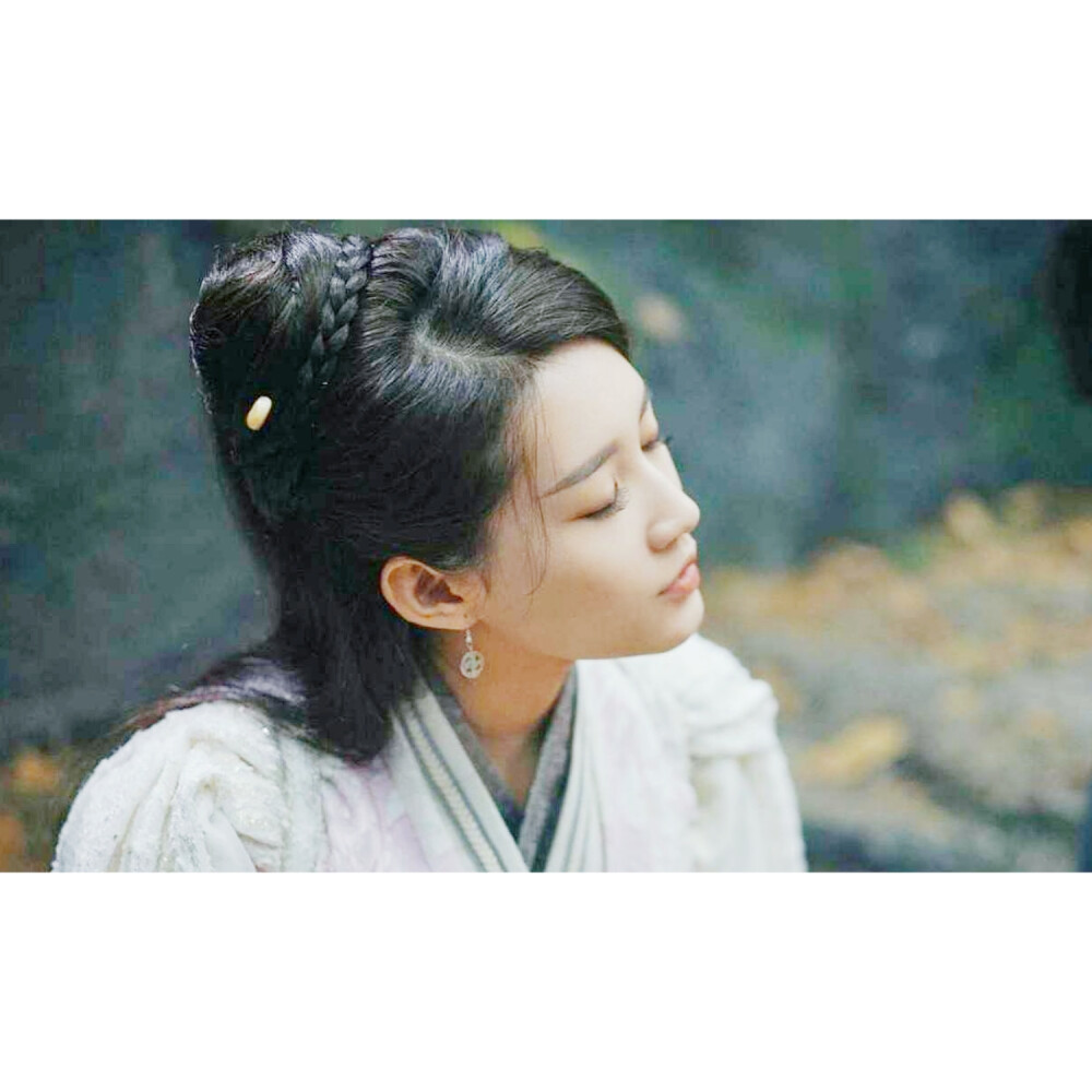 电视剧斗破苍穹。美杜莎萧薰儿云韵药尘。