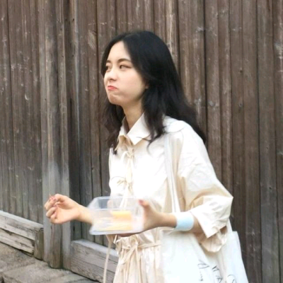 by∶_林涵
贴吧∶_我不要吃草莓