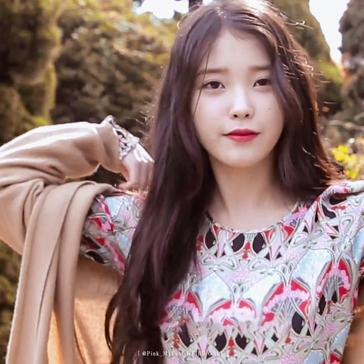 iu cr.微博