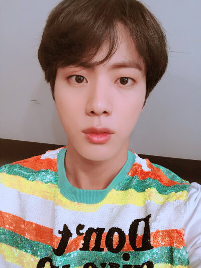 Jin 金硕珍 BTS 防弹少年团 20180902 “一周活动的时间里真的很愉快，啊，真幸福啊，阿米赞赞，巡演也会好好完成回来的！”