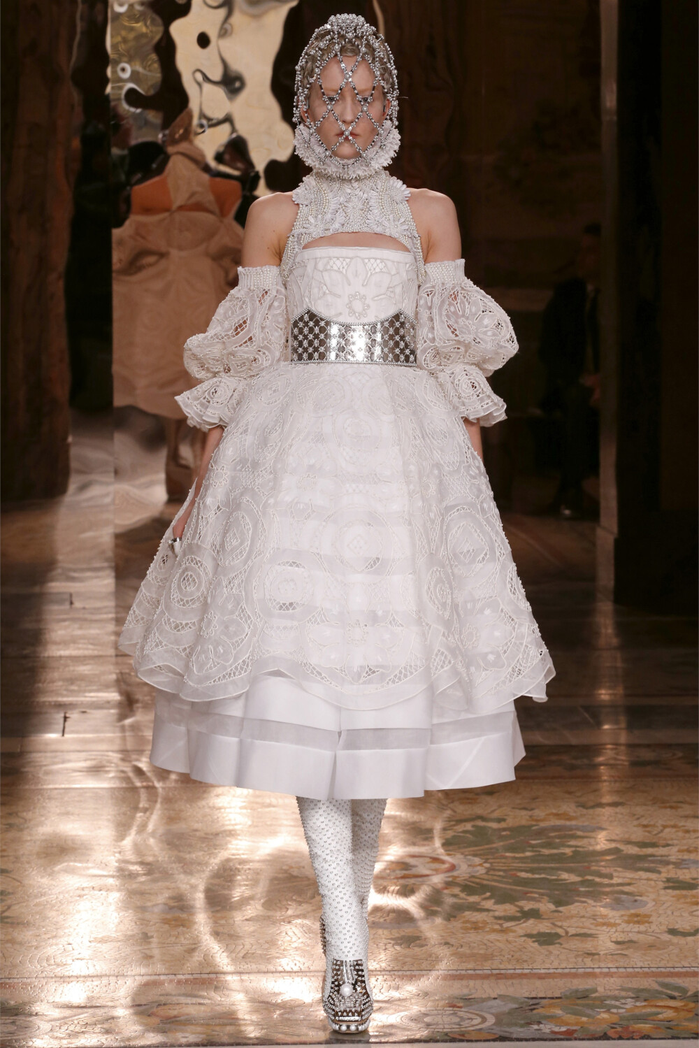 亚历山大·麦昆（Alexander McQueen）2013秋冬高级成衣发布秀