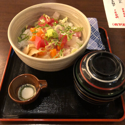 海鲜丼