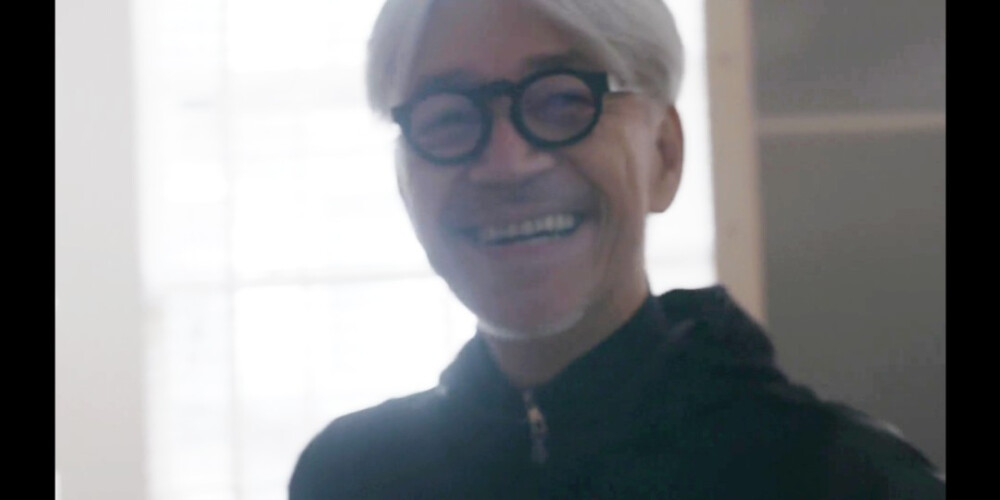 《坂本龙一：终曲》
我一点都不喜欢这片名qwq