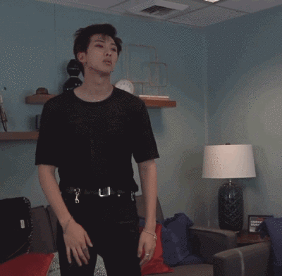 金南俊 动图 RM 防弹少年团