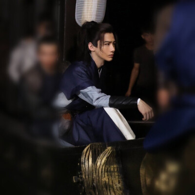 顾南衣
