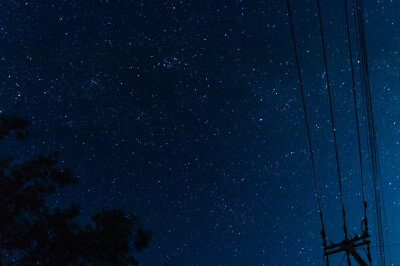 北海道地震大面积停电后，北海道居民拍摄的夜空 ​