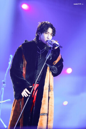 邓典 眼前人是心上人