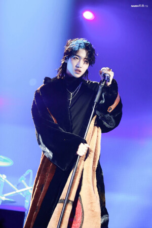 邓典 眼前人是心上人