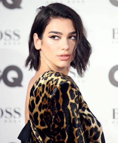 Dua Lipa 杜娃 里帕 啪姐