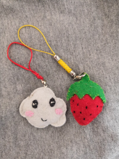 不织布小草莓～