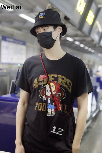 魏大勋 20180909 北京✈️贵阳 cr.logo