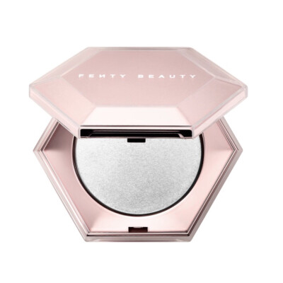 Fenty Beauty Diamond Bomb All-Over Diamond Veil "How Many Carats ?!"
$38