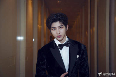 蔡徐坤 180908 GQ年度人物